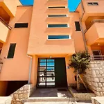 Villamar Διαμέρισμα *