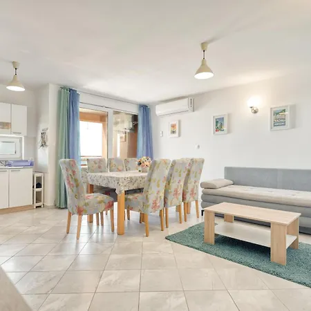 Villamar Apartmán Košljun
