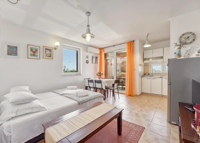 Villamar Apartman Kosljun